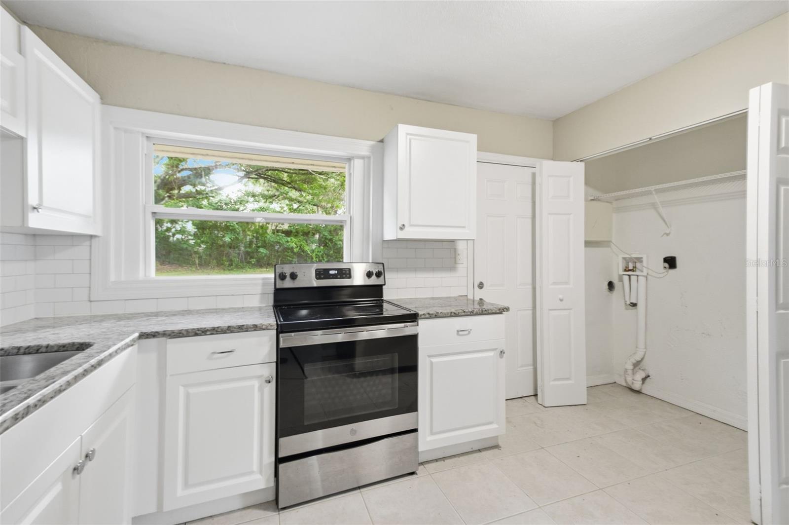 4209 N DOWNING AVE — photo 15