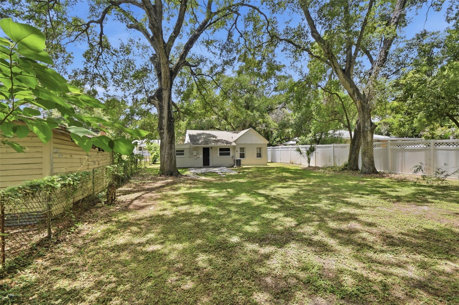4209 N DOWNING AVE — photo 43