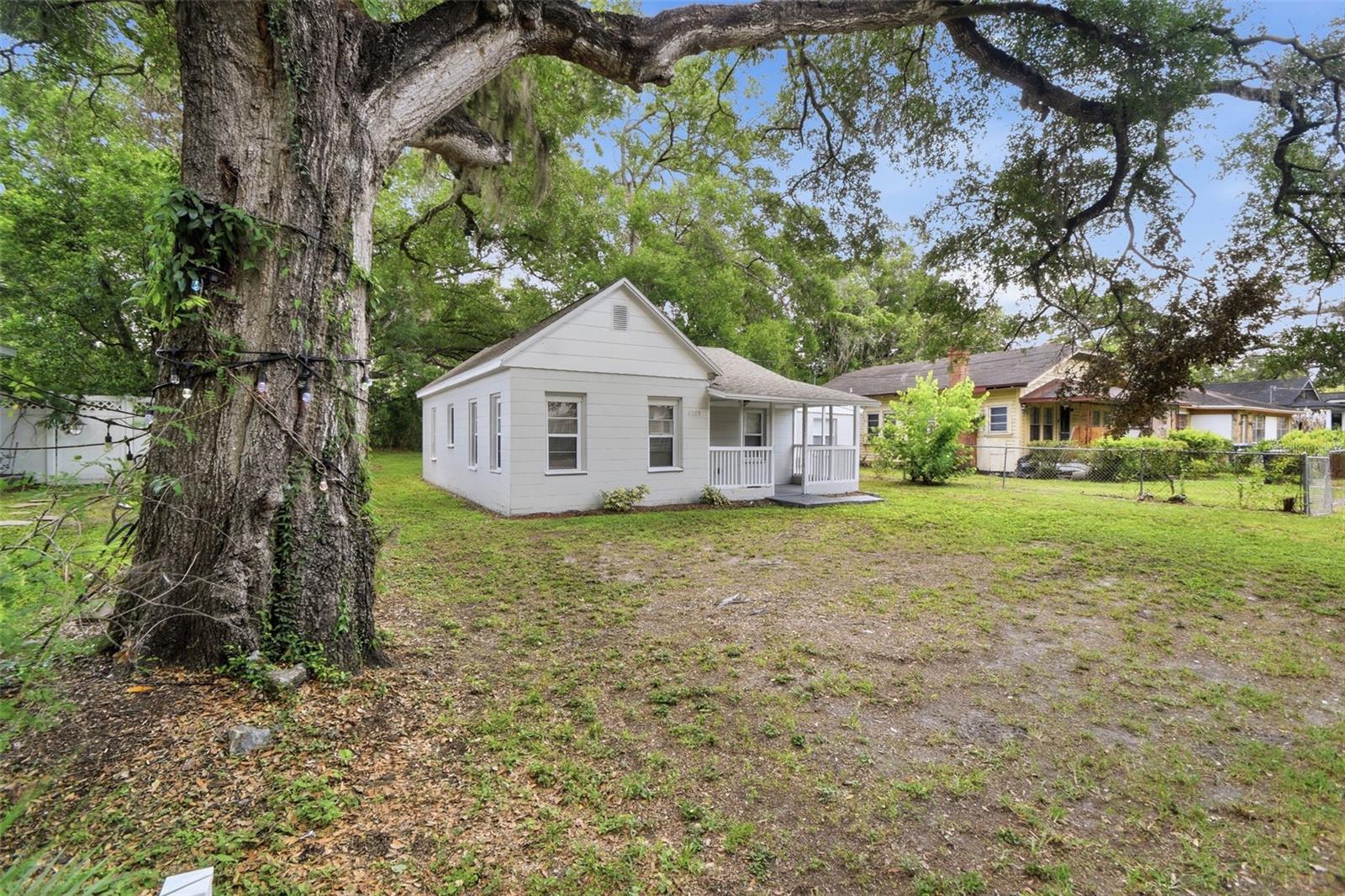 4209 N DOWNING AVE — photo 37