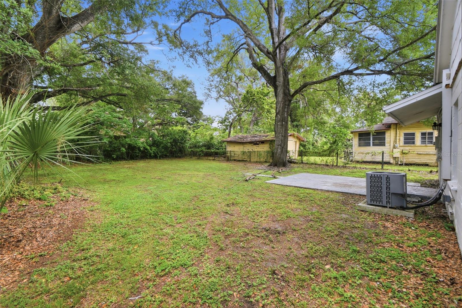 4209 N DOWNING AVE — photo 39