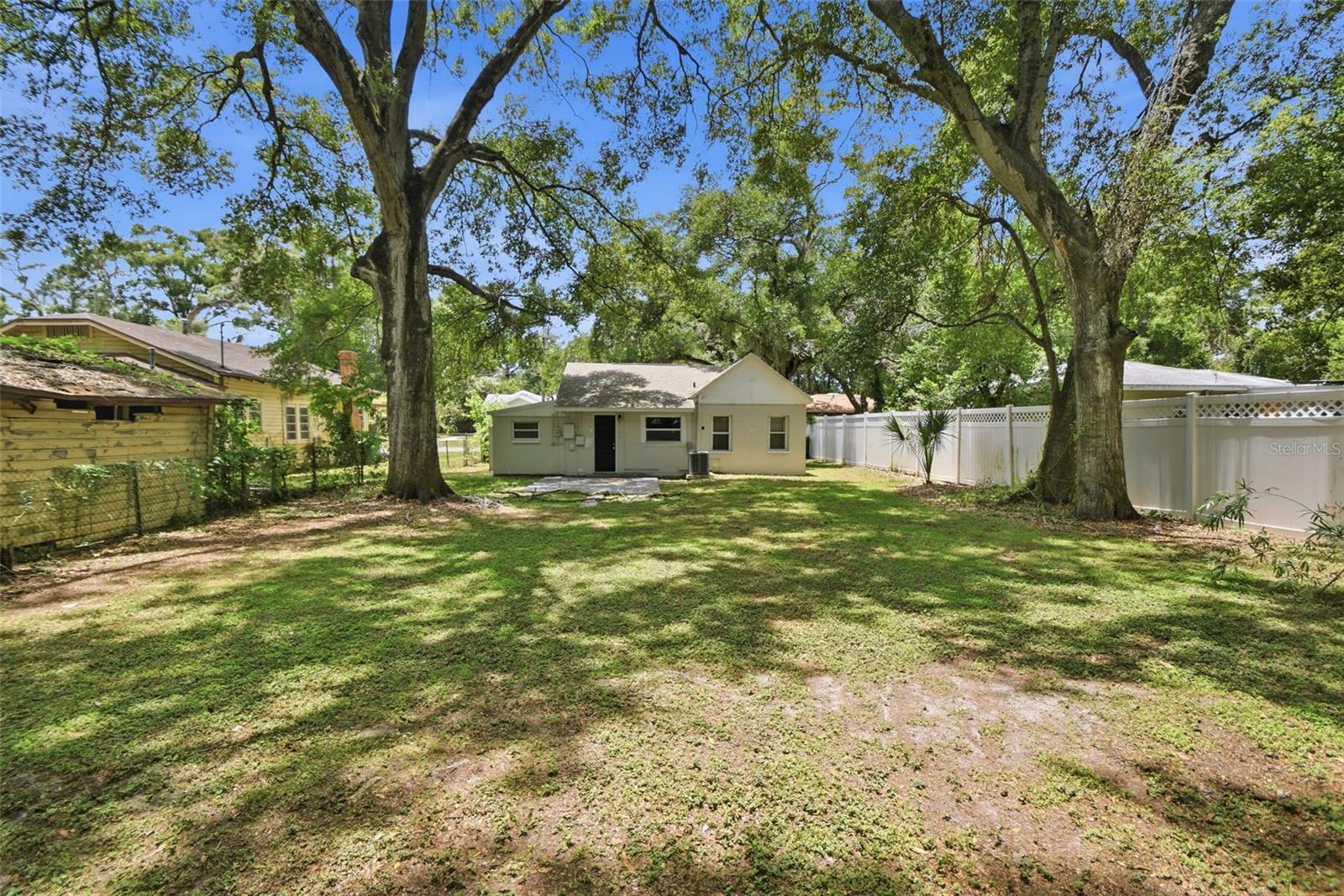 4209 N DOWNING AVE — photo 44