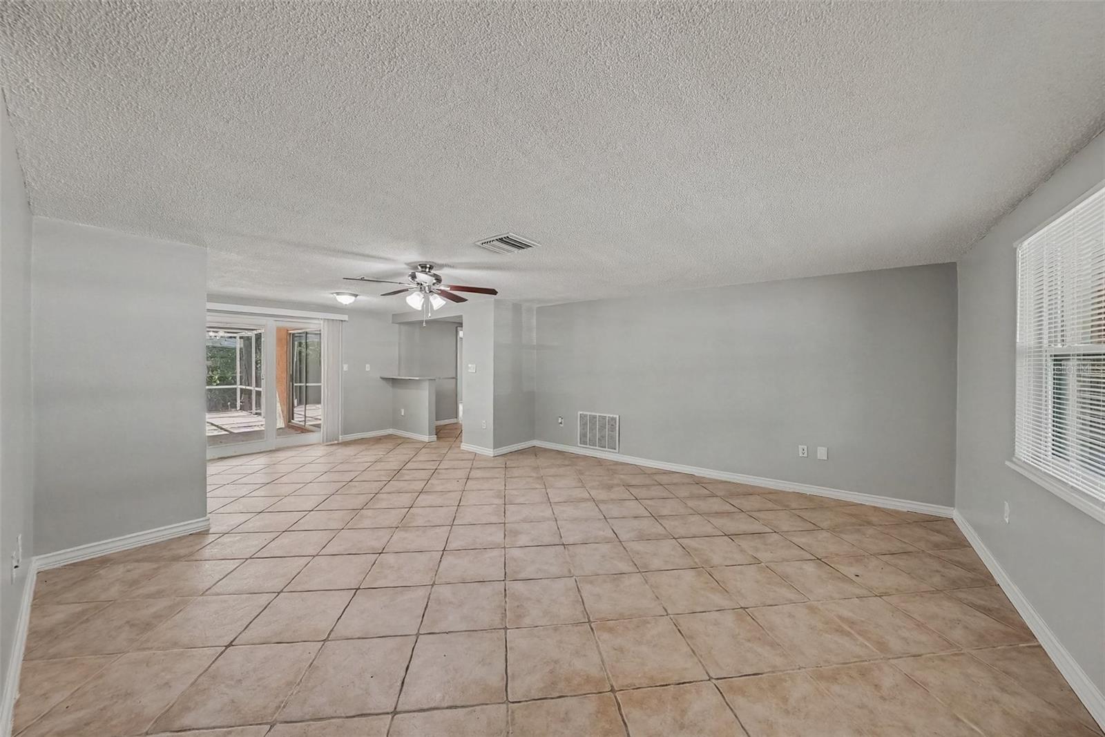 2641 FLINTWOOD DR — photo 3