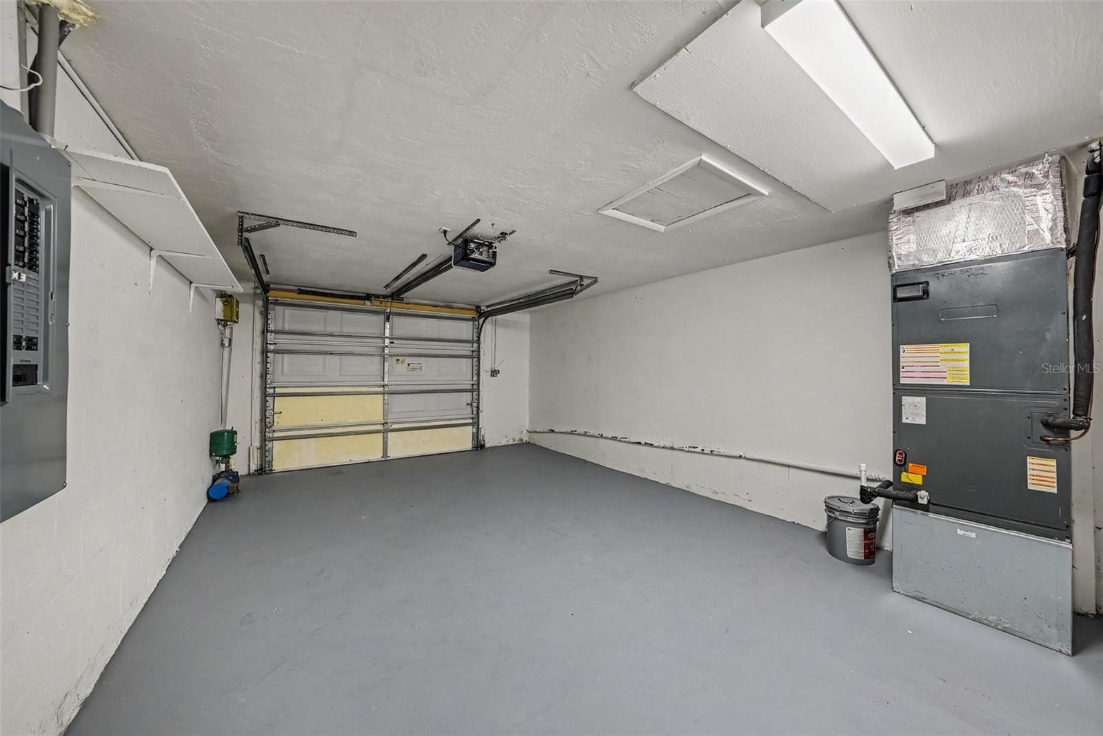 2641 FLINTWOOD DR — photo 16