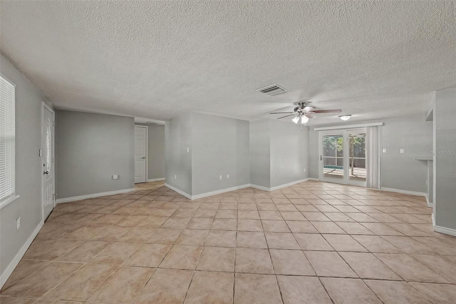 2641 FLINTWOOD DR — photo 4