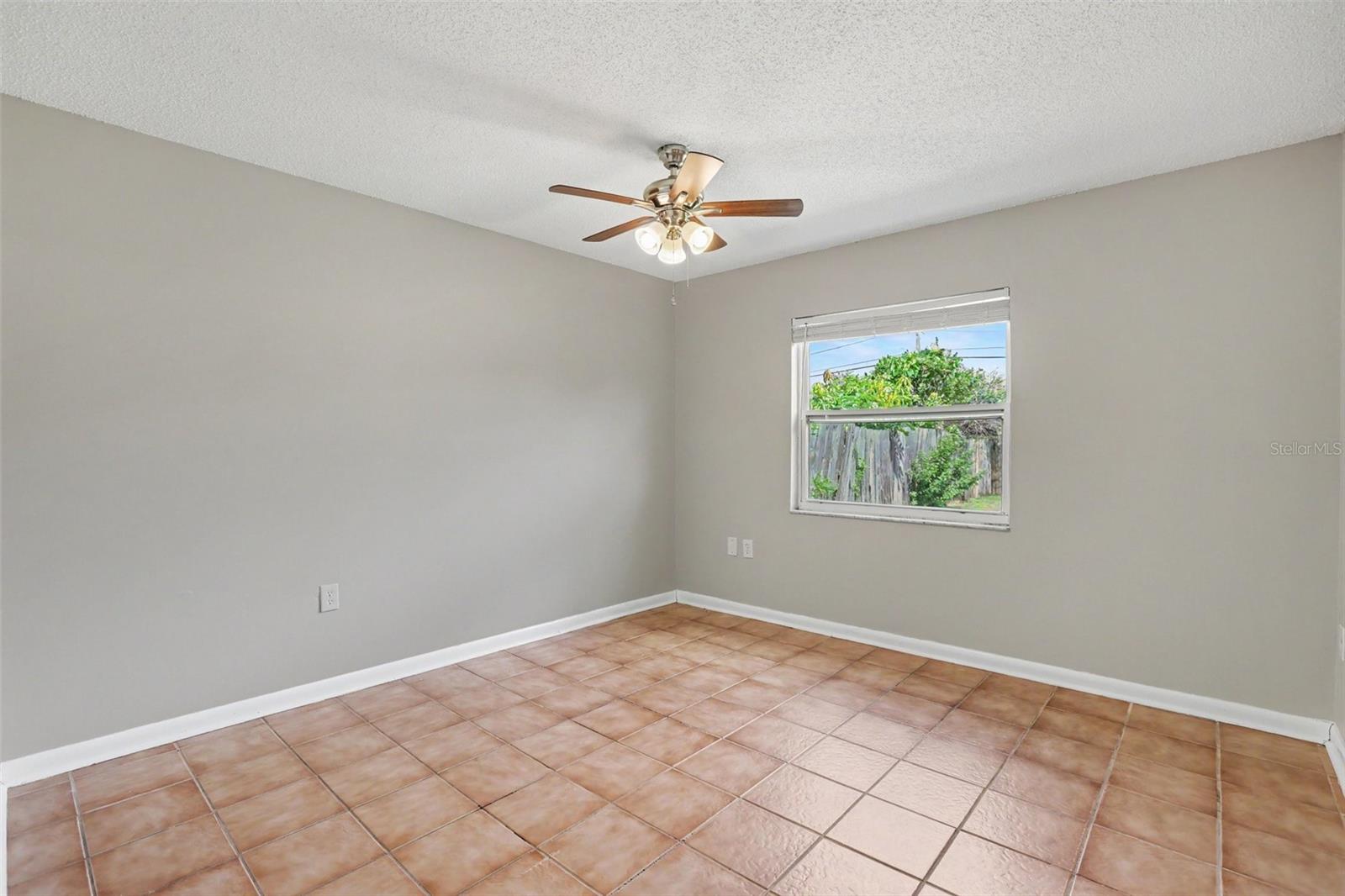 1019 AXLEWOOD CIR — photo 6