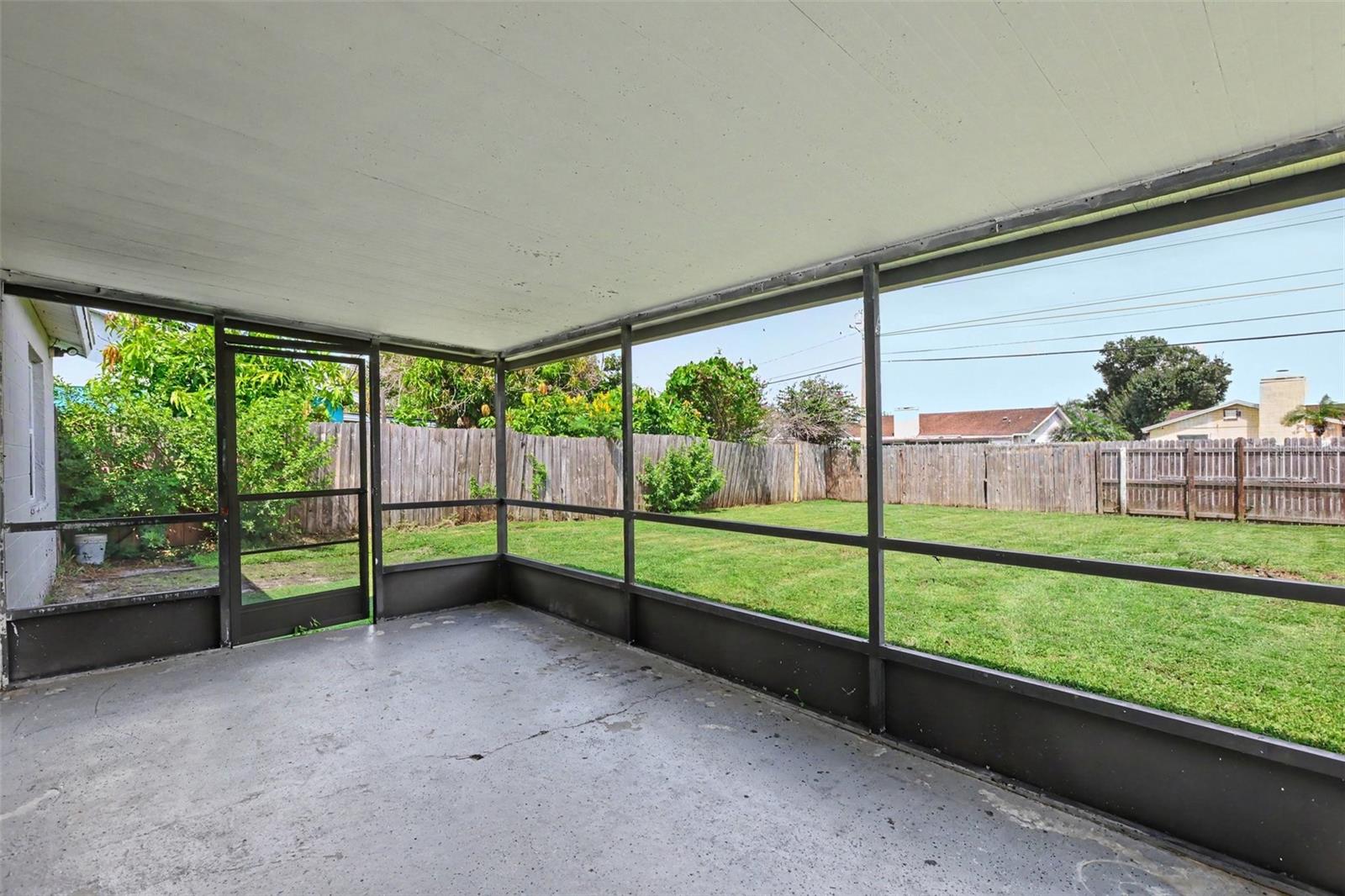 1019 AXLEWOOD CIR — photo 12