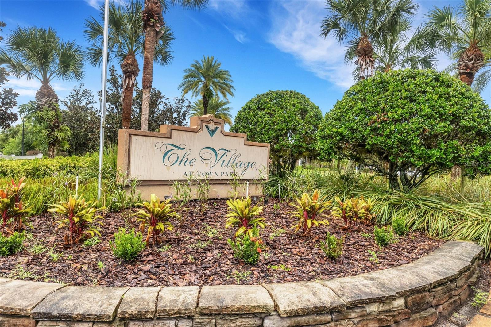 8809 MANOR LOOP #101 — photo 47