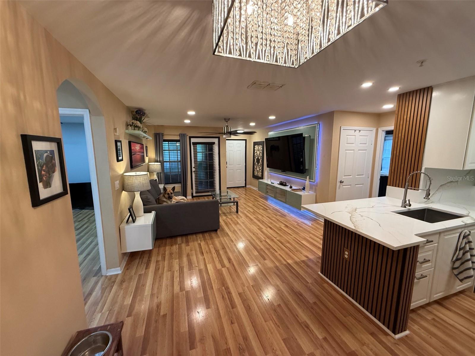 8809 MANOR LOOP #101 — photo 11