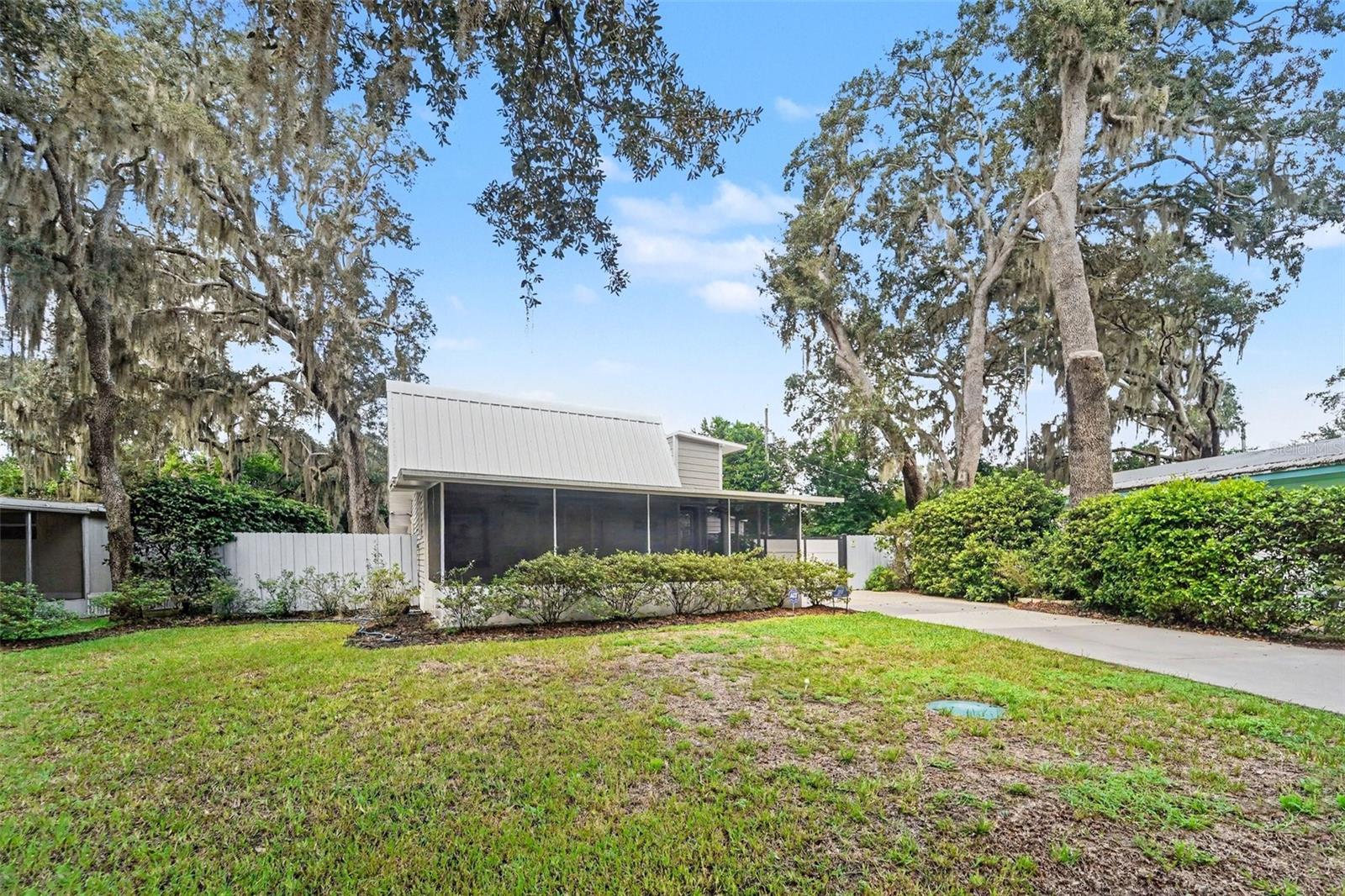 1817 BEACHWAY LN — photo 4
