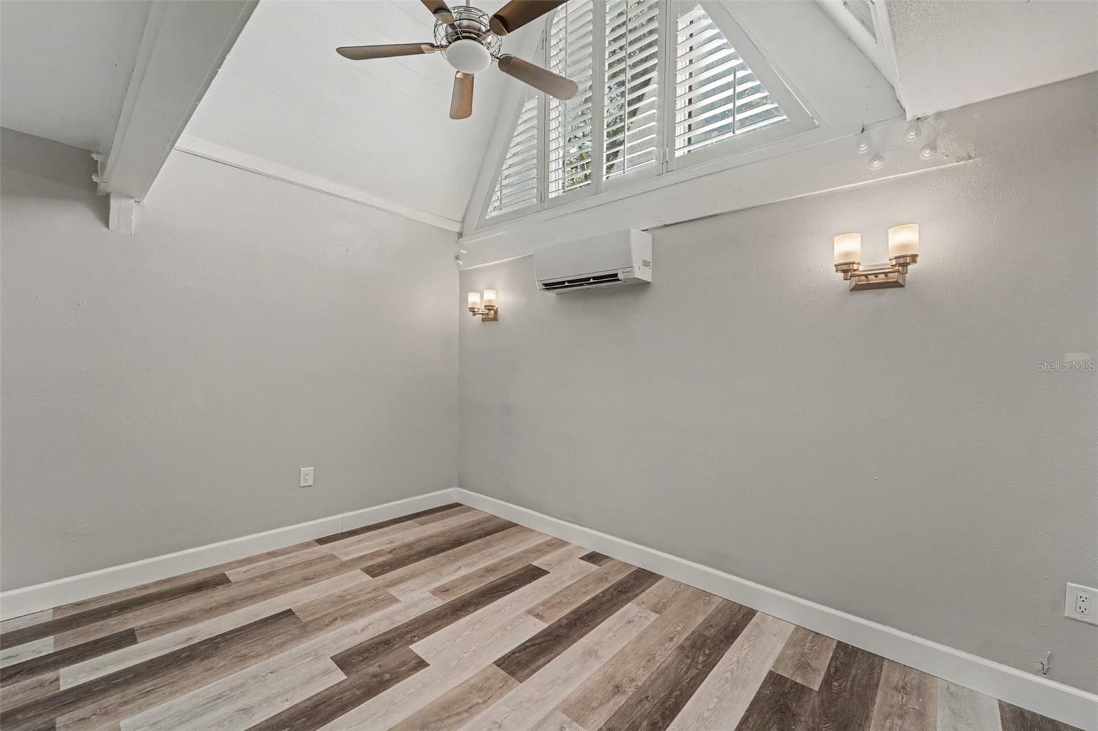 1817 BEACHWAY LN — photo 30