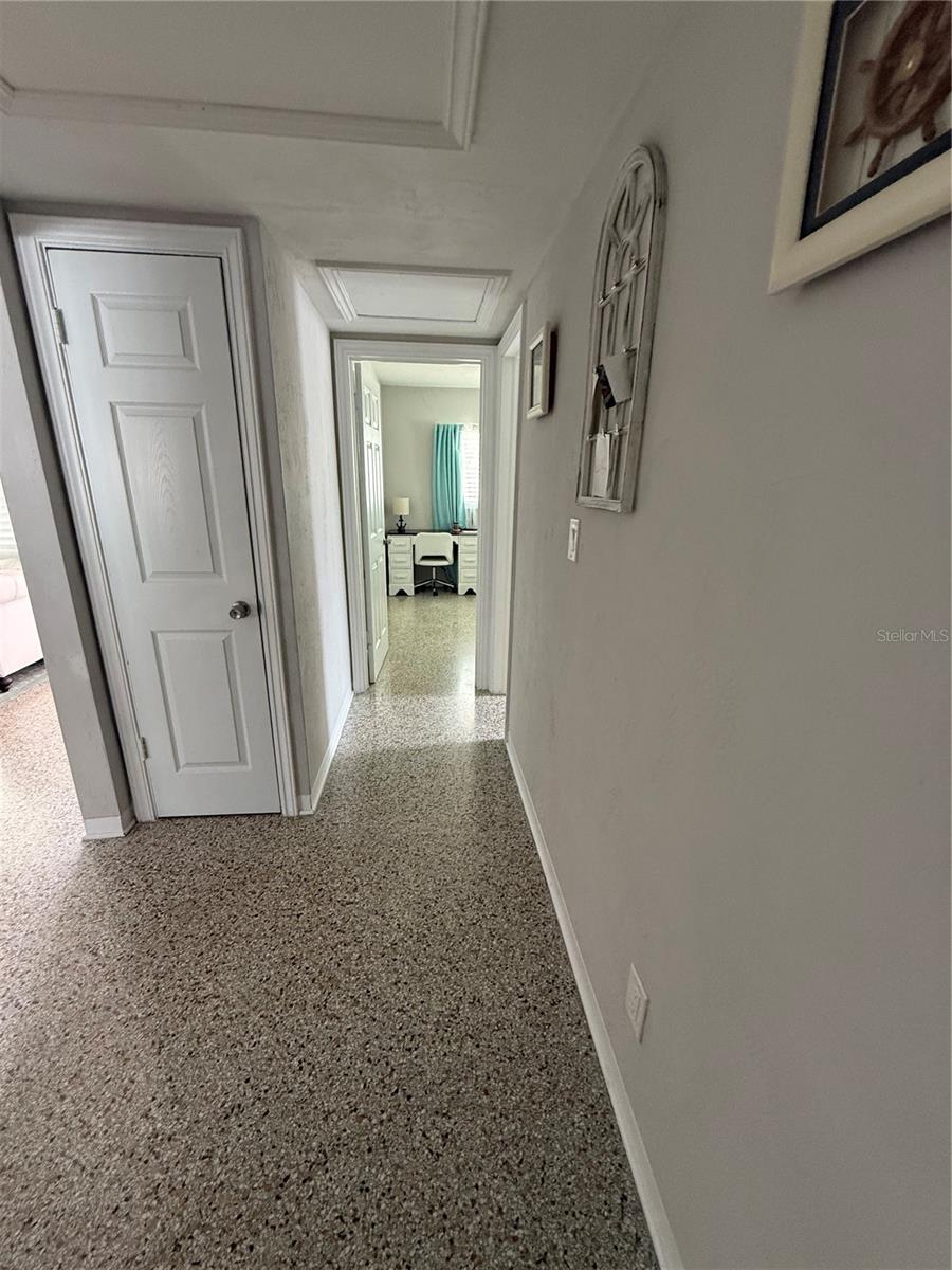 52 45TH AVE — photo 9