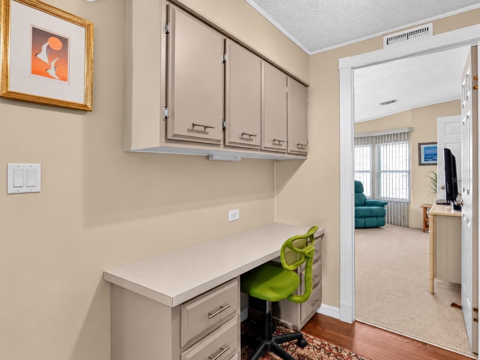 8534 IMPERIAL CIR — photo 13