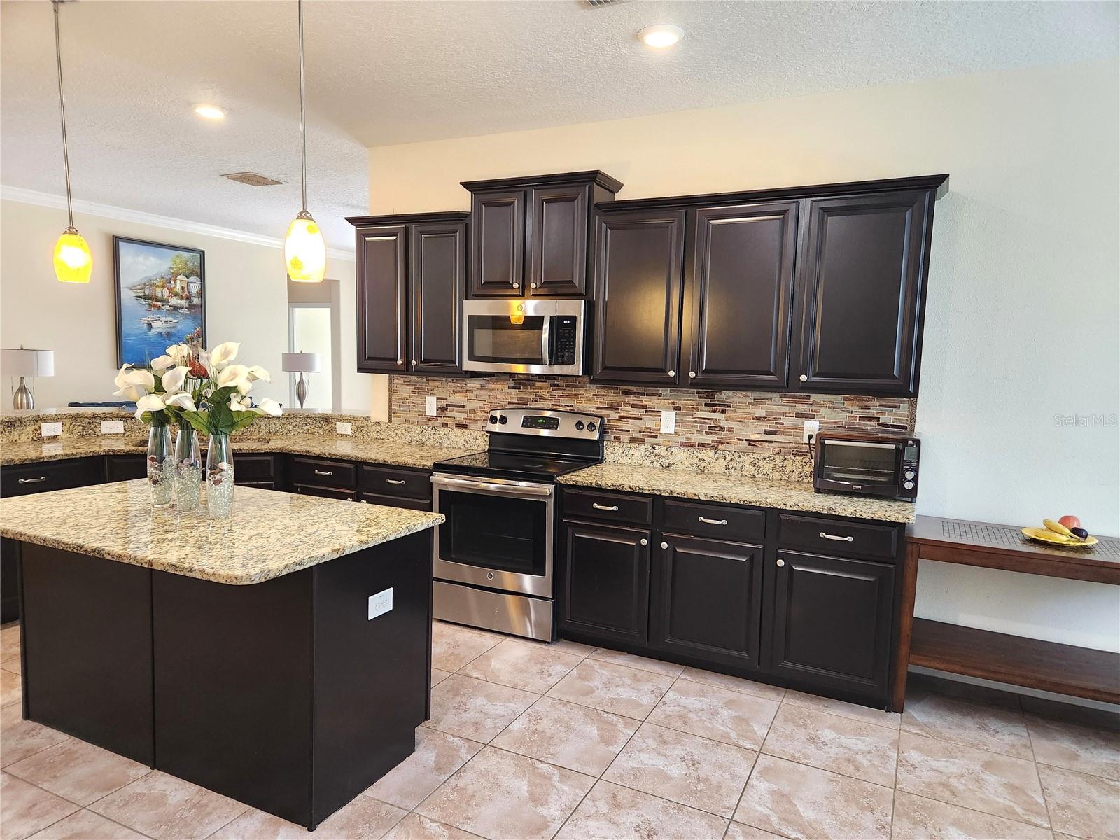 12722 DRAKEFIELD DR — photo 11