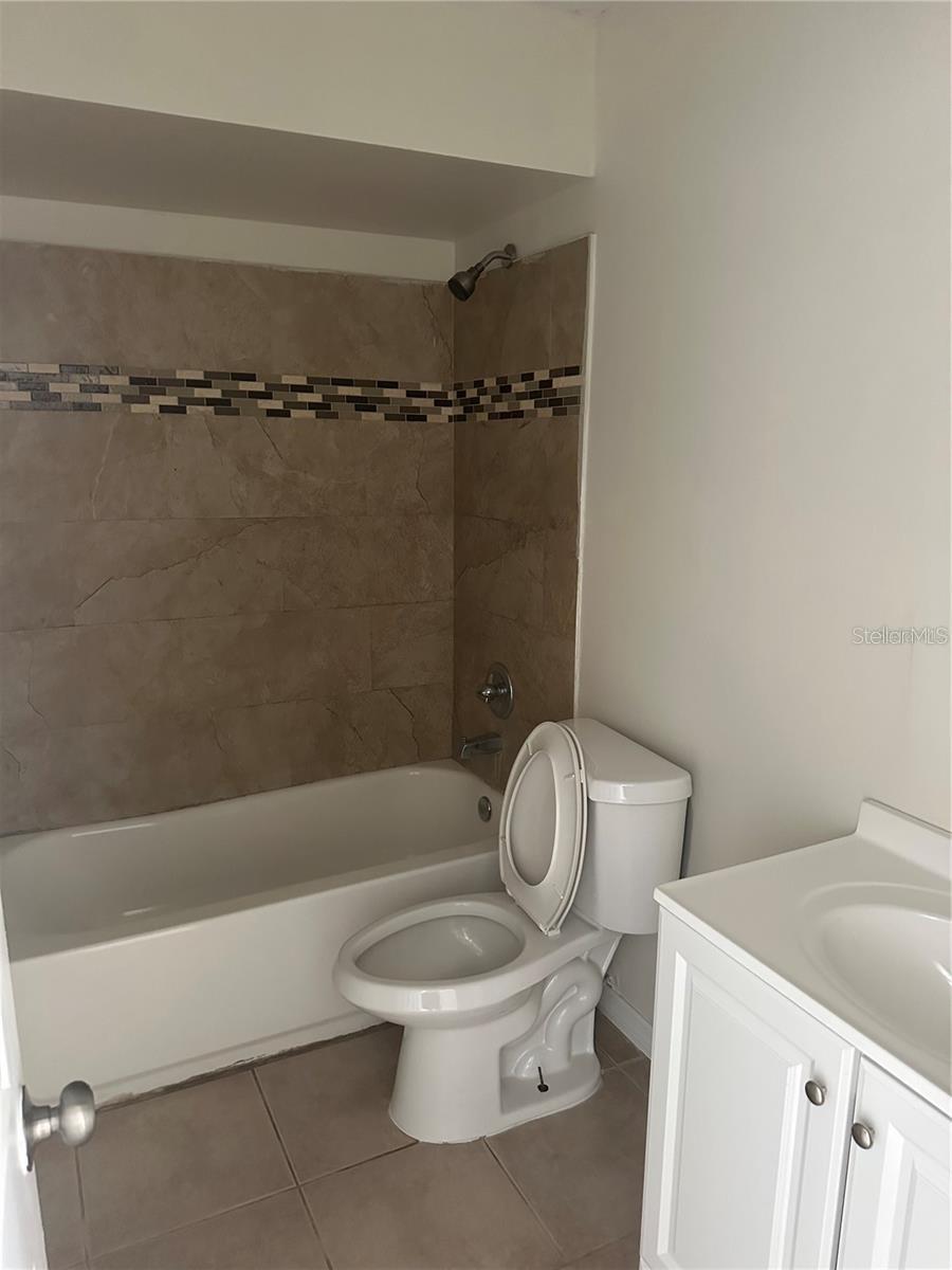 6712 S JUANITA ST #A — photo 5