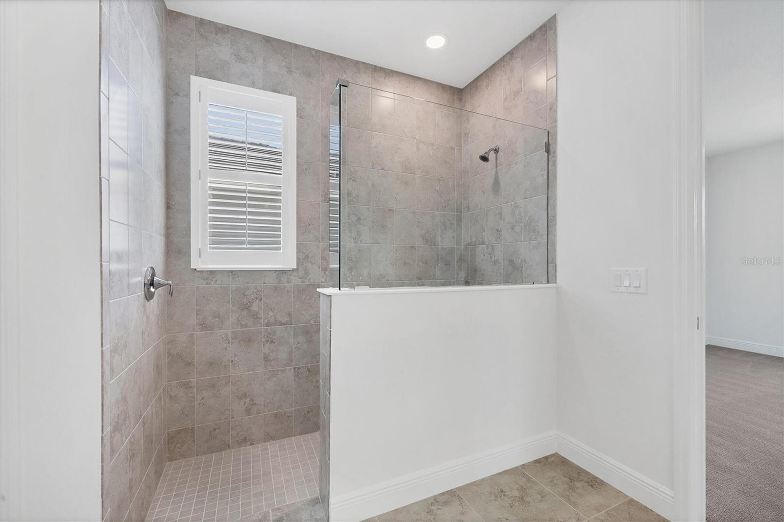 8177 STERNWAY RD — photo 18
