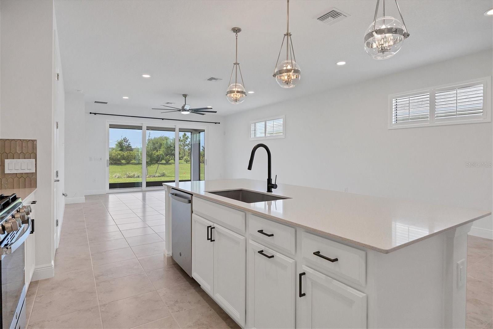 8177 STERNWAY RD — photo 13