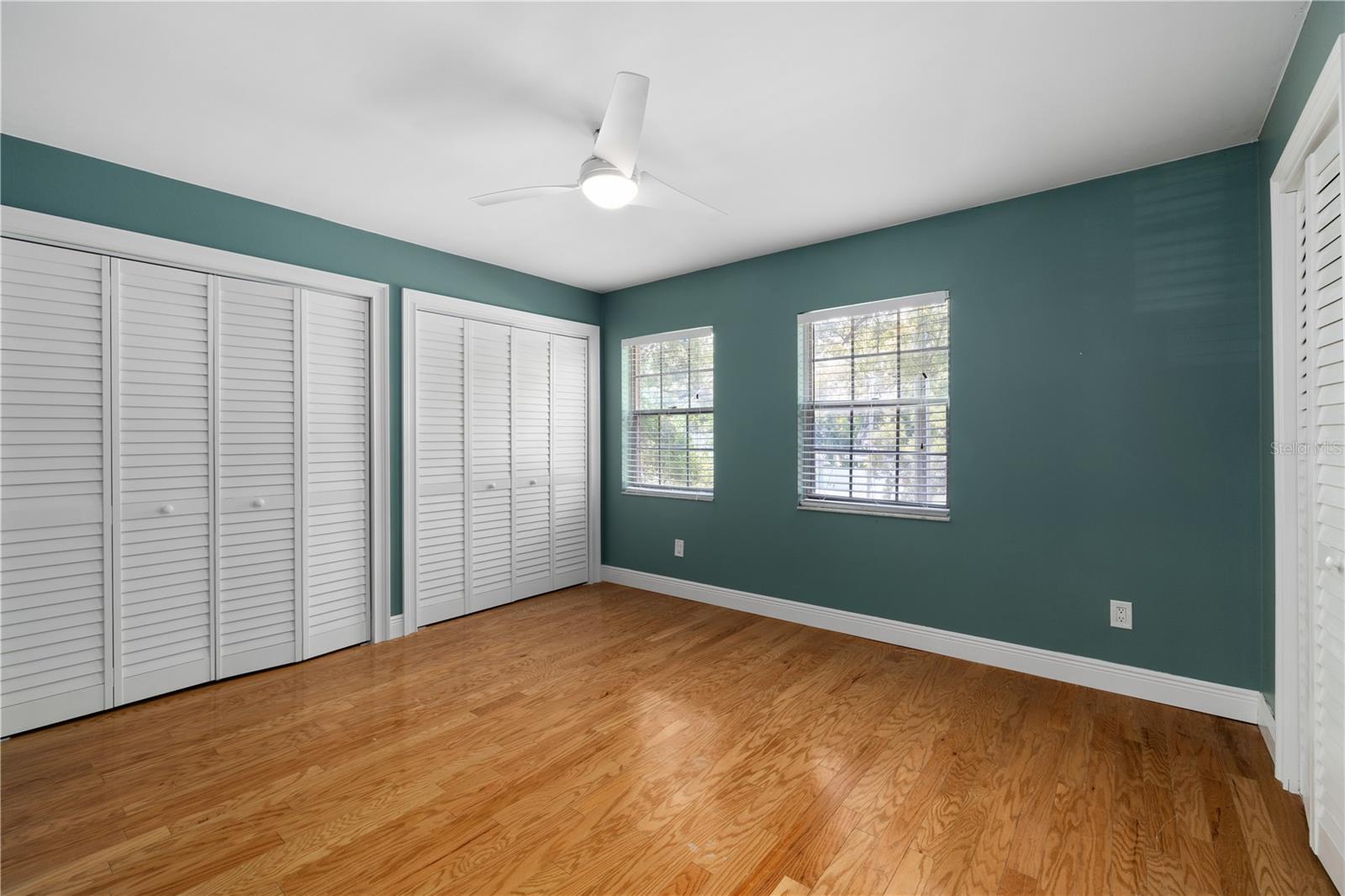 310 S CHURCH AVE — photo 17