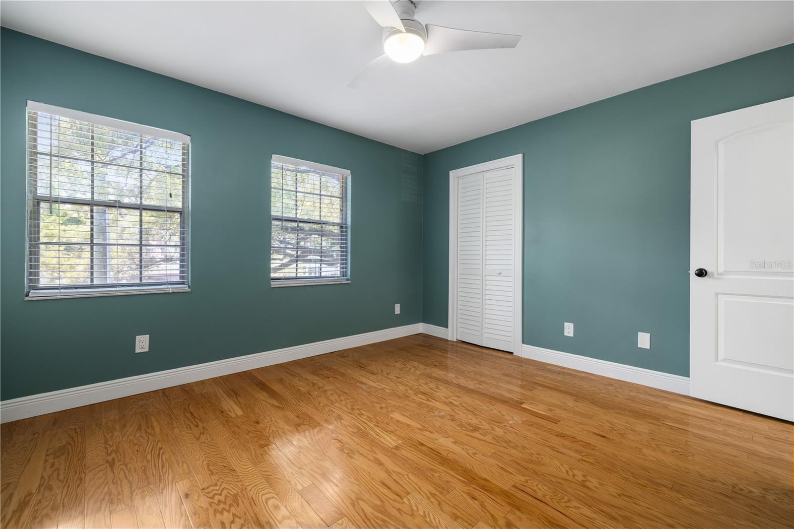 310 S CHURCH AVE — photo 18