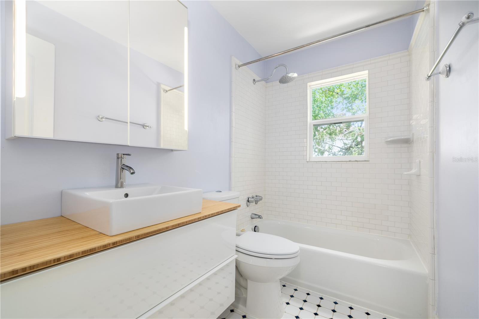 310 S CHURCH AVE — photo 15