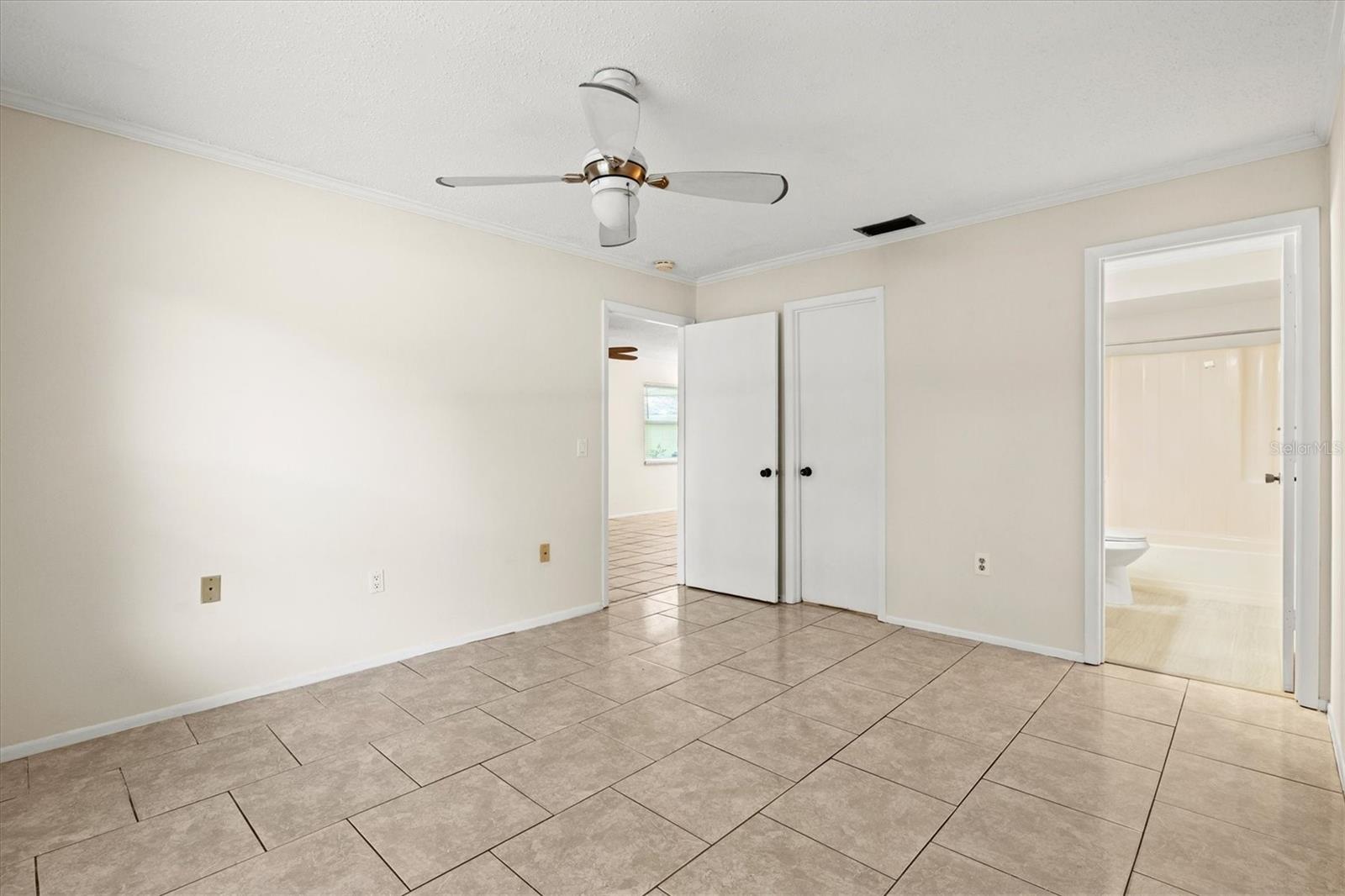 4631 SUMMERWIND DR #16 — photo 18