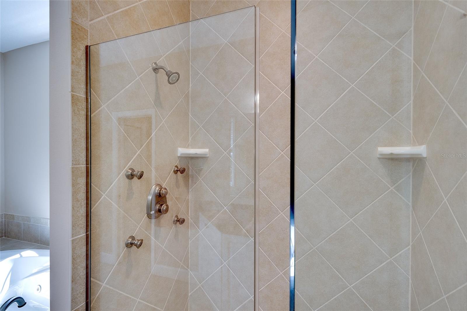 6200 VERNA RD — photo 33
