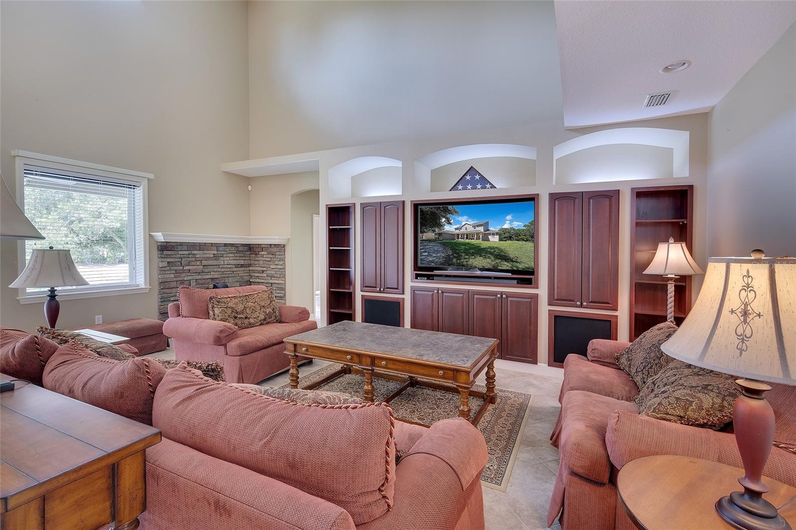 6200 VERNA RD — photo 36