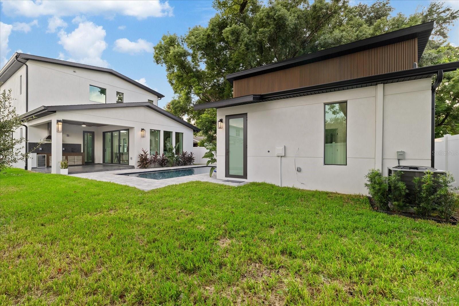 3107 W BEACH ST — photo 83