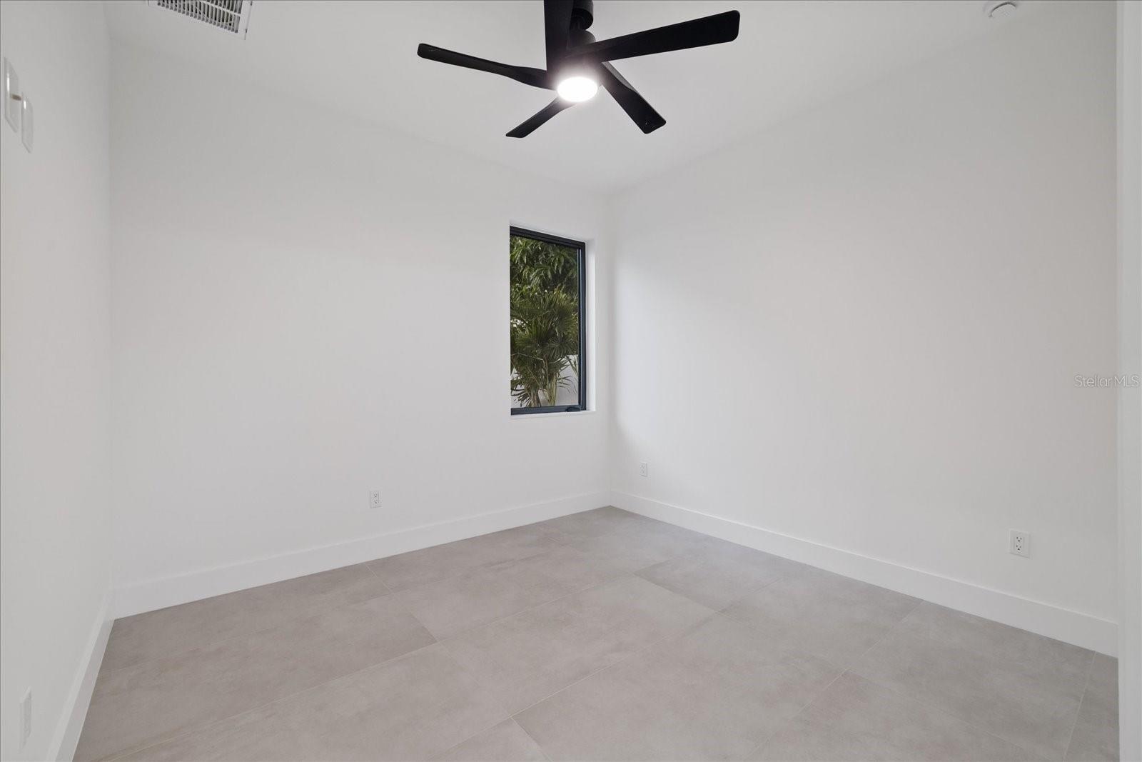 3107 W BEACH ST — photo 88