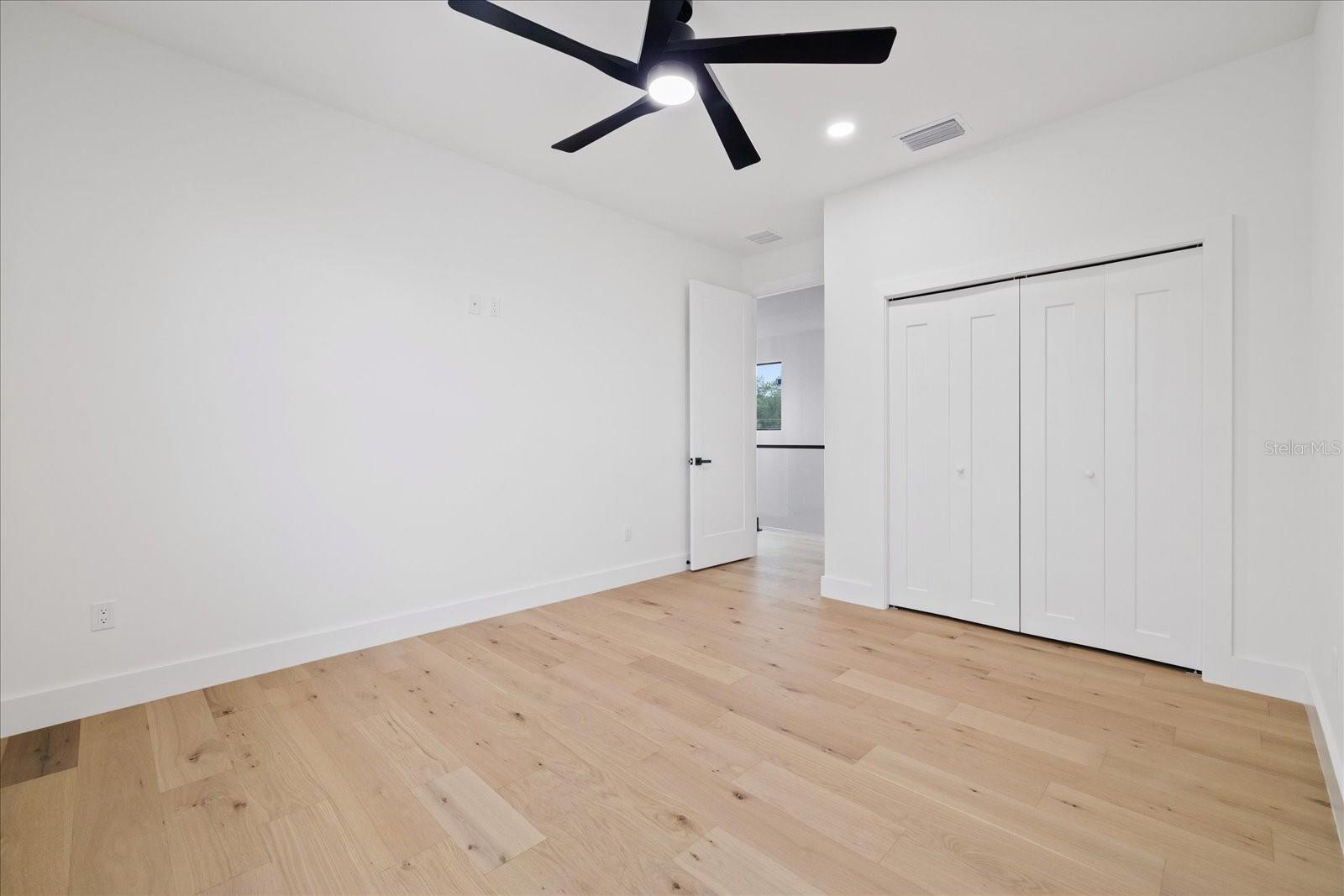 3107 W BEACH ST — photo 55