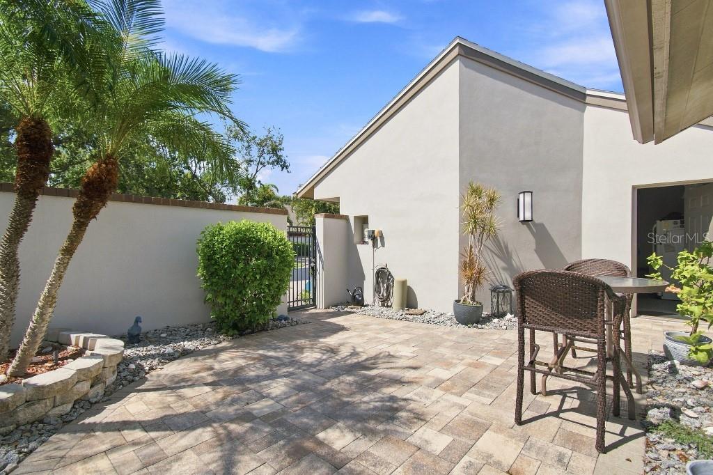 8643 PIPER LN — photo 8
