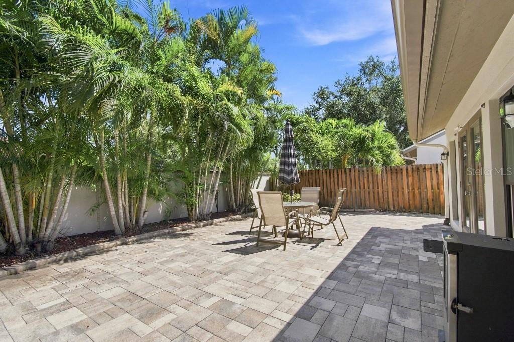 8643 PIPER LN — photo 74