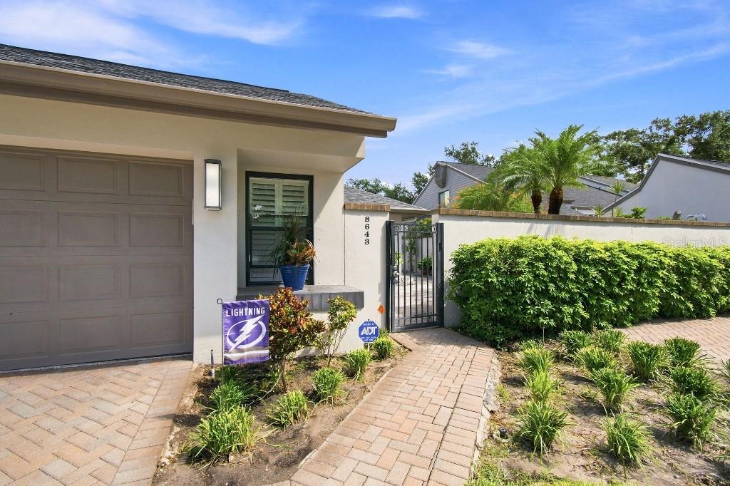 8643 PIPER LN — photo 4
