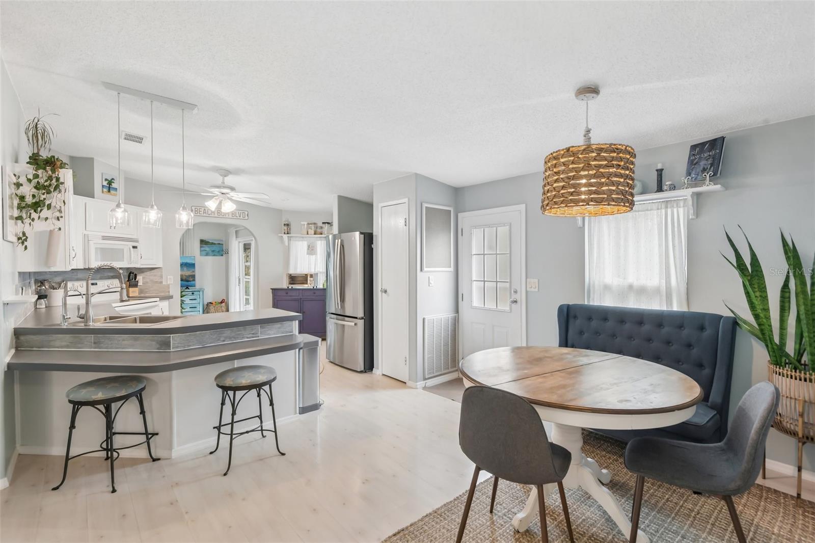 507 RIVER VIEW LN — photo 3