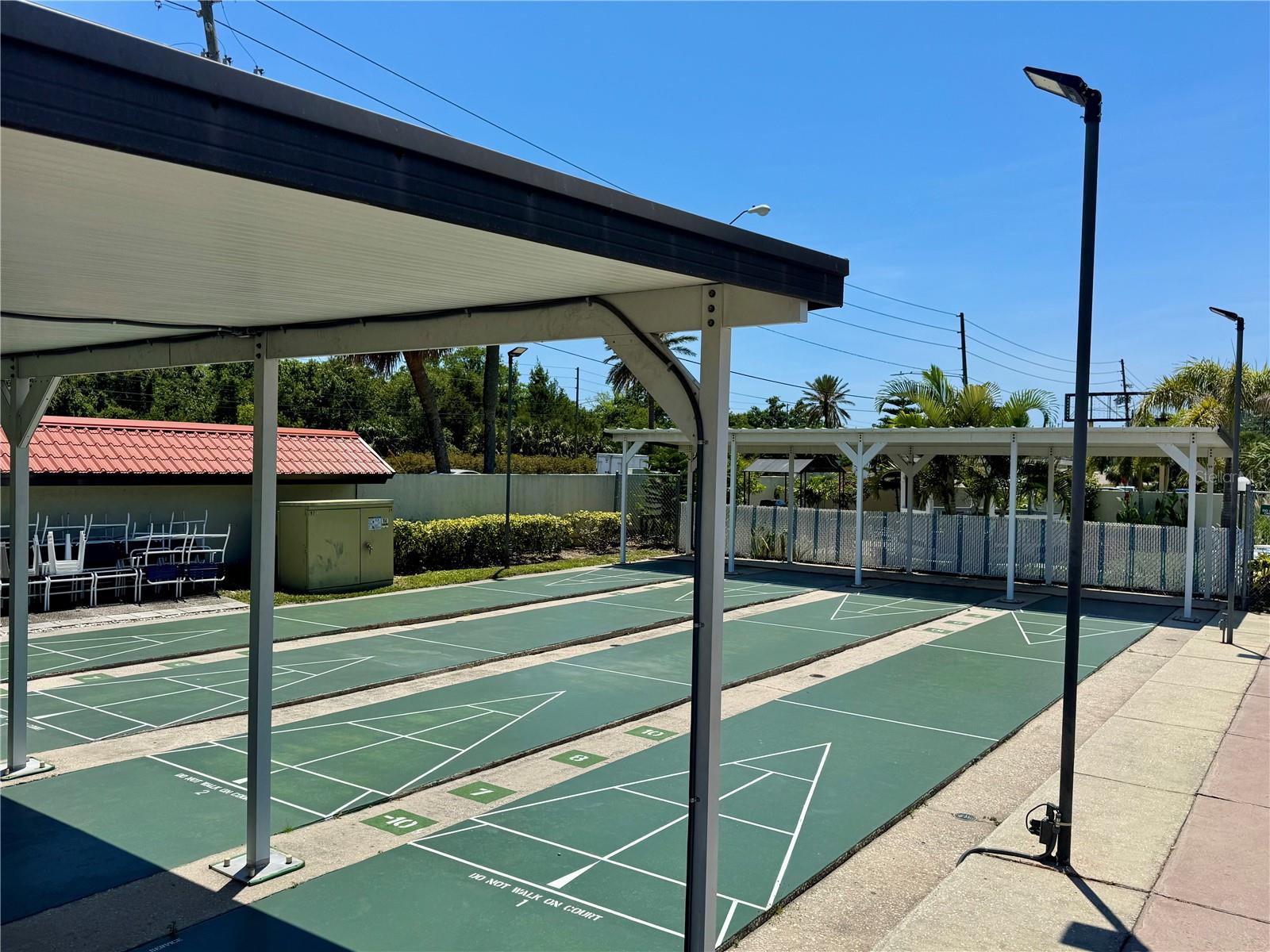 1100 E BAY DR #3 — photo 35