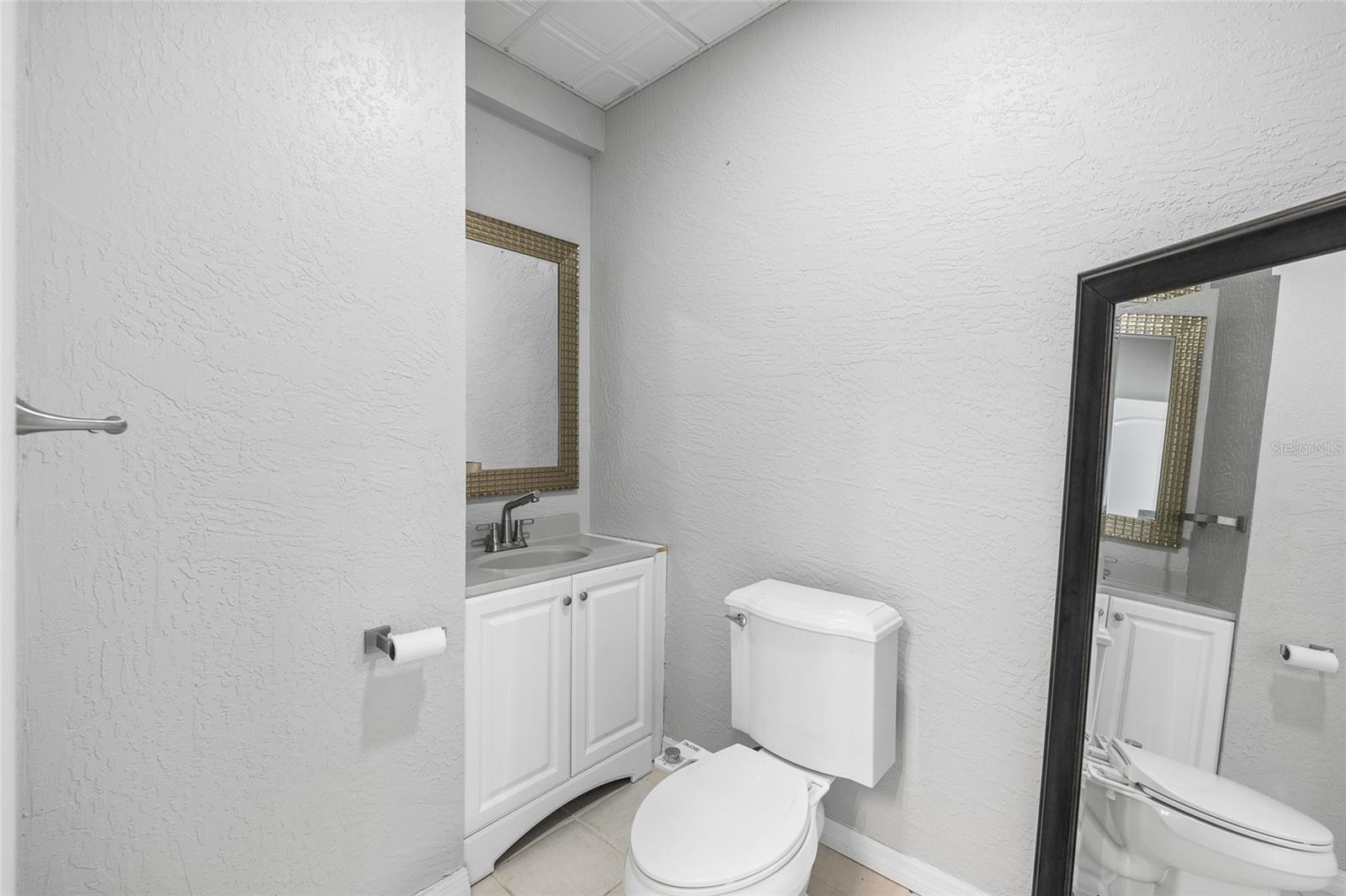 2106 PELICAN CT — photo 46