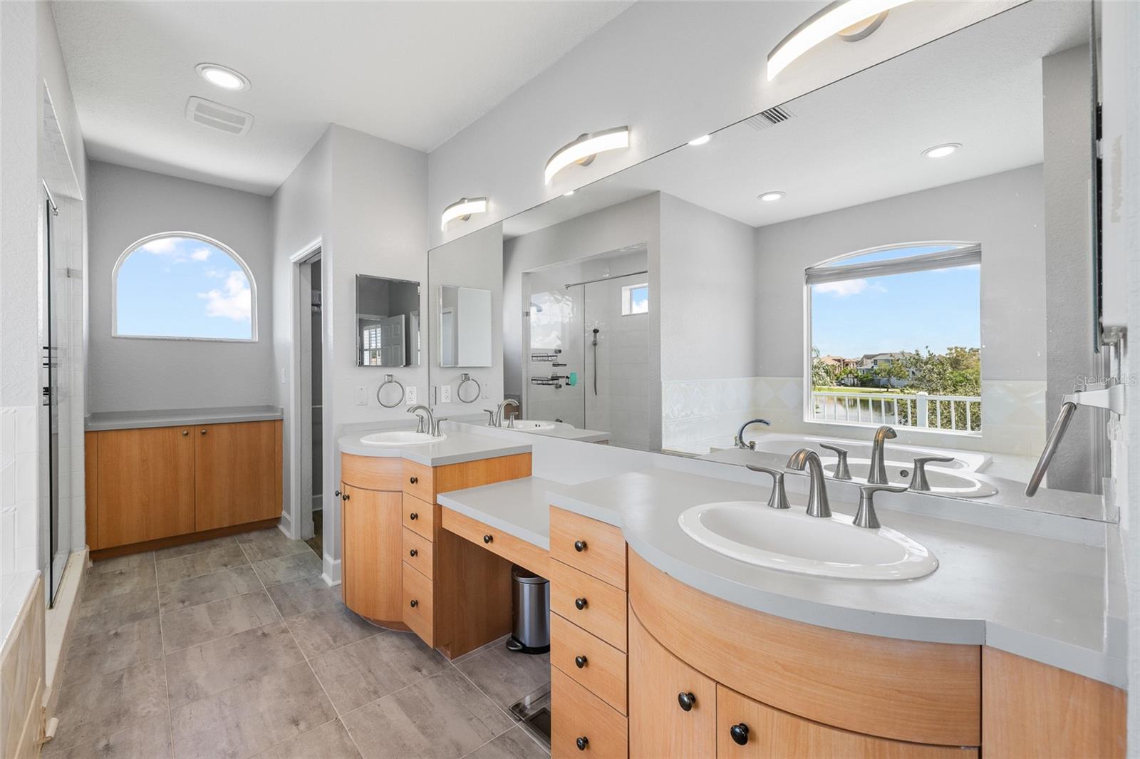 2106 PELICAN CT — photo 35