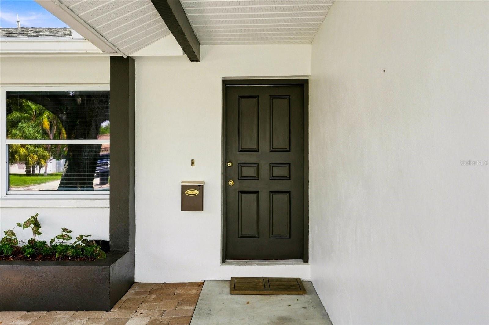 2334 TROPICAL SHORES DR SE — photo 9