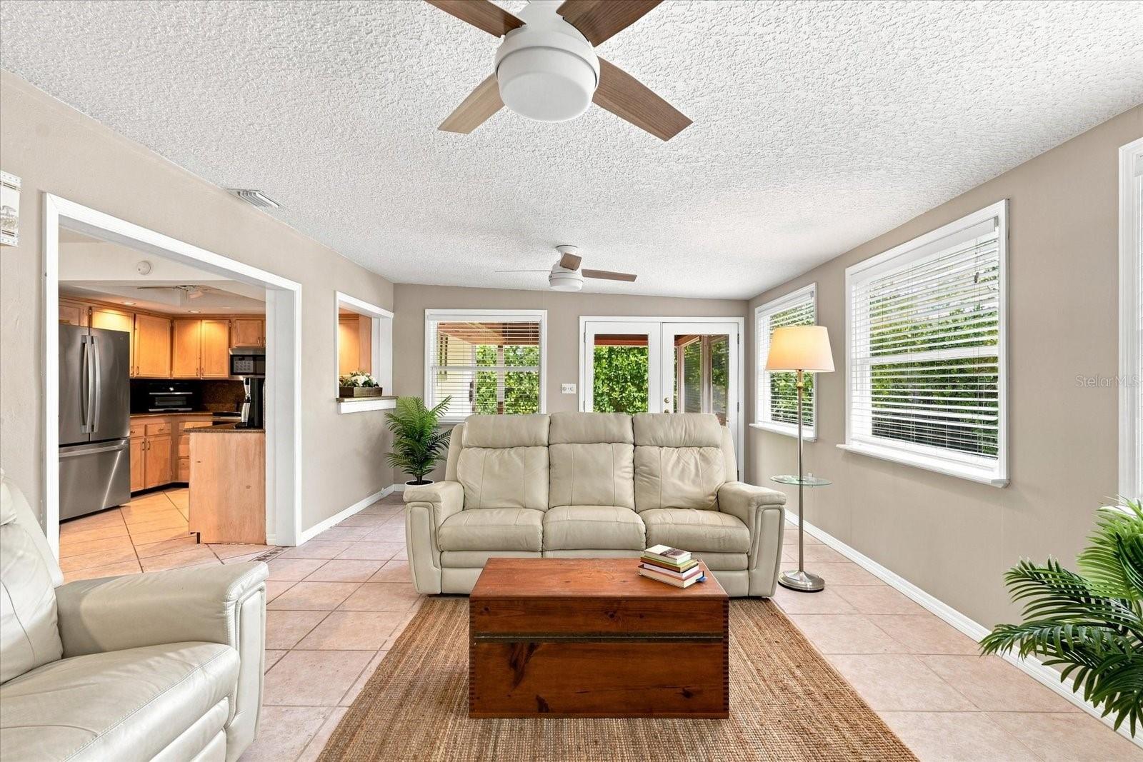 2334 TROPICAL SHORES DR SE — photo 18