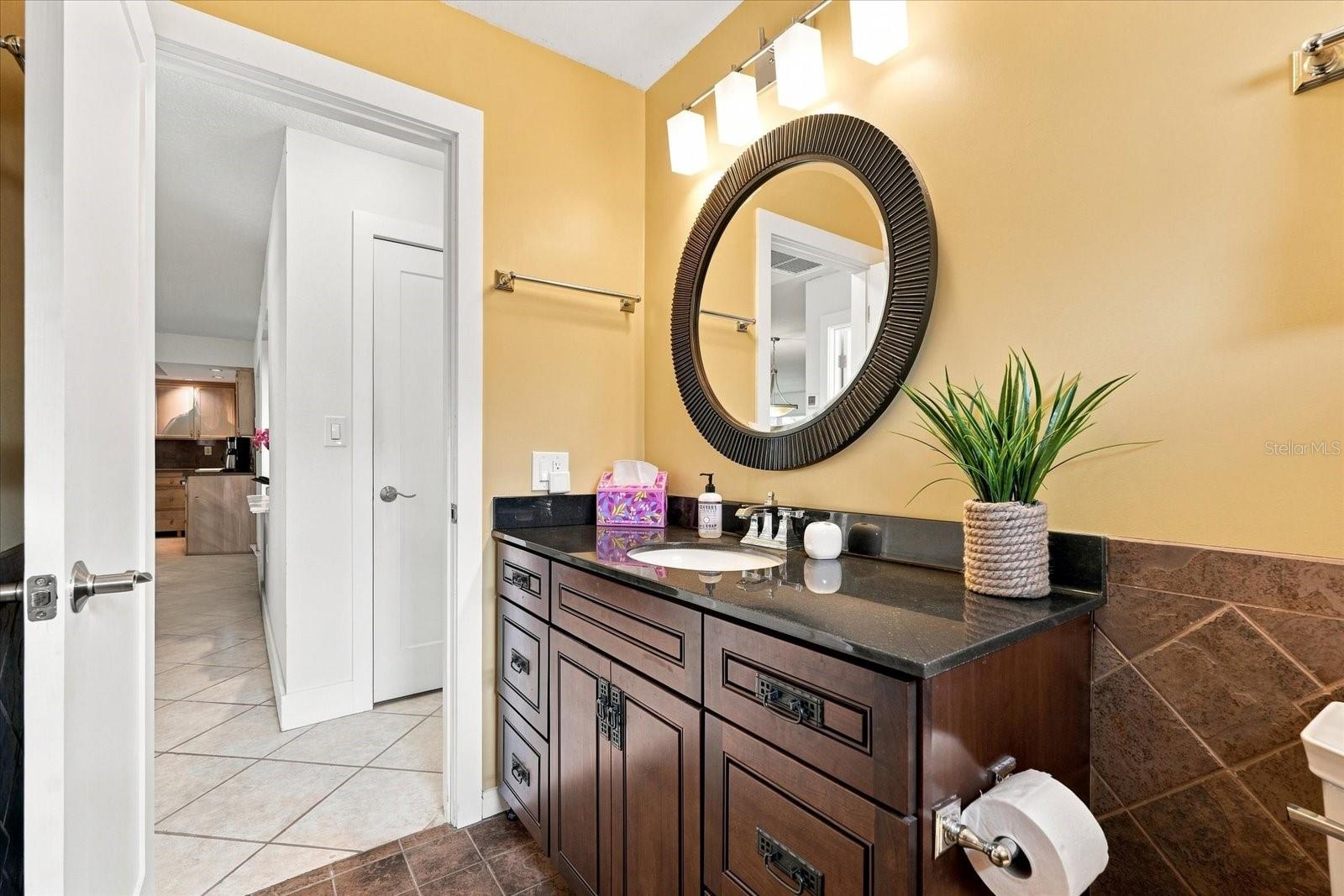 2334 TROPICAL SHORES DR SE — photo 29