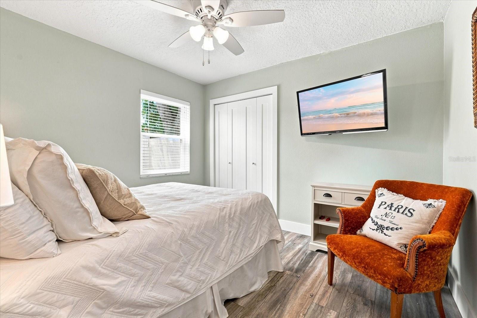 2334 TROPICAL SHORES DR SE — photo 28