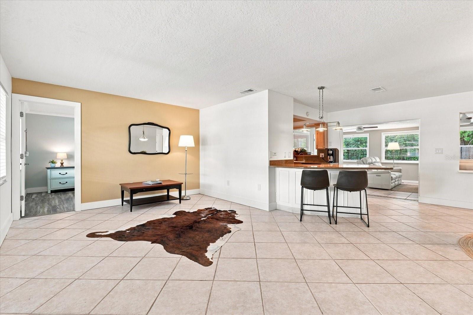 2334 TROPICAL SHORES DR SE — photo 10