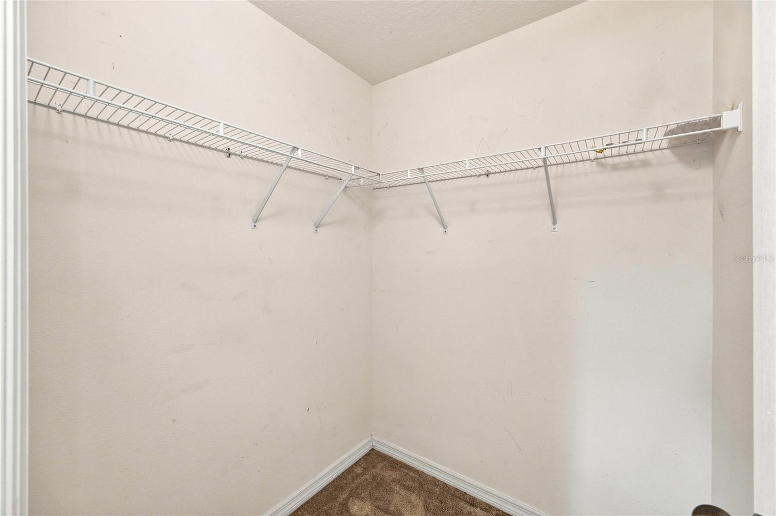 5519 KINGLETHILL DR — photo 16
