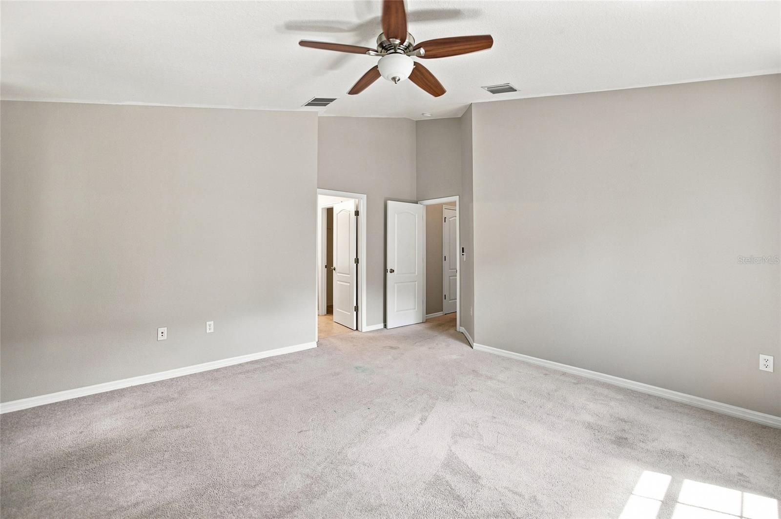 5519 KINGLETHILL DR — photo 13