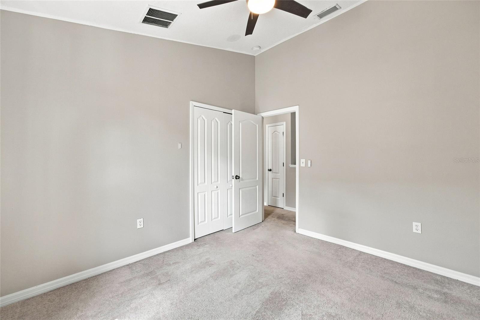 5519 KINGLETHILL DR — photo 18