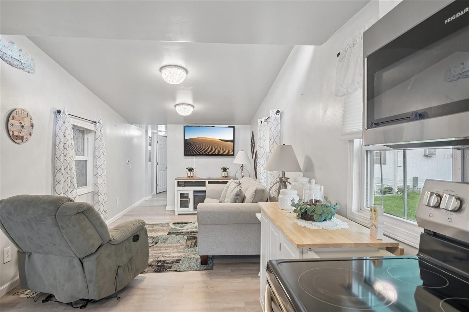 1100 UNIVERSITY PKWY ##54 — photo 9
