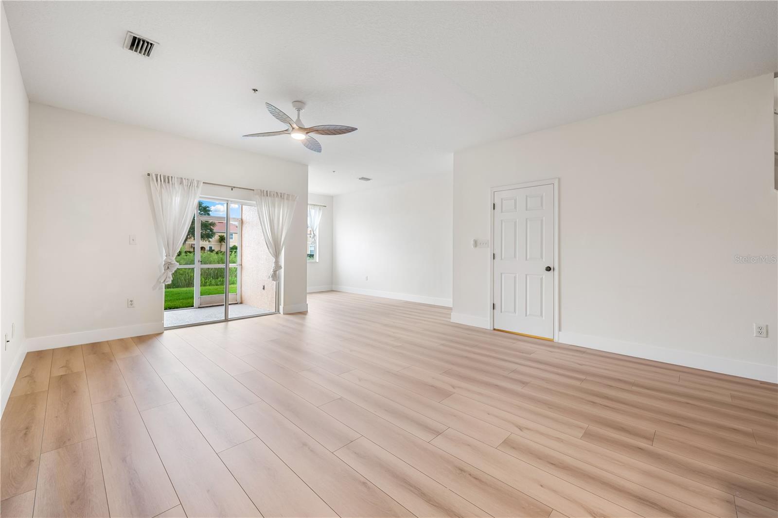 3768 PARKRIDGE CIR #23-104 — photo 10