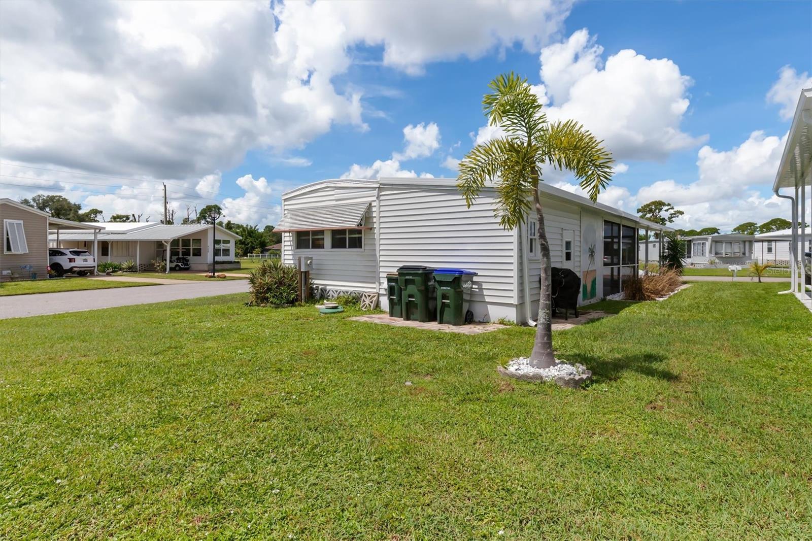 6704 HOEMI CT — photo 43