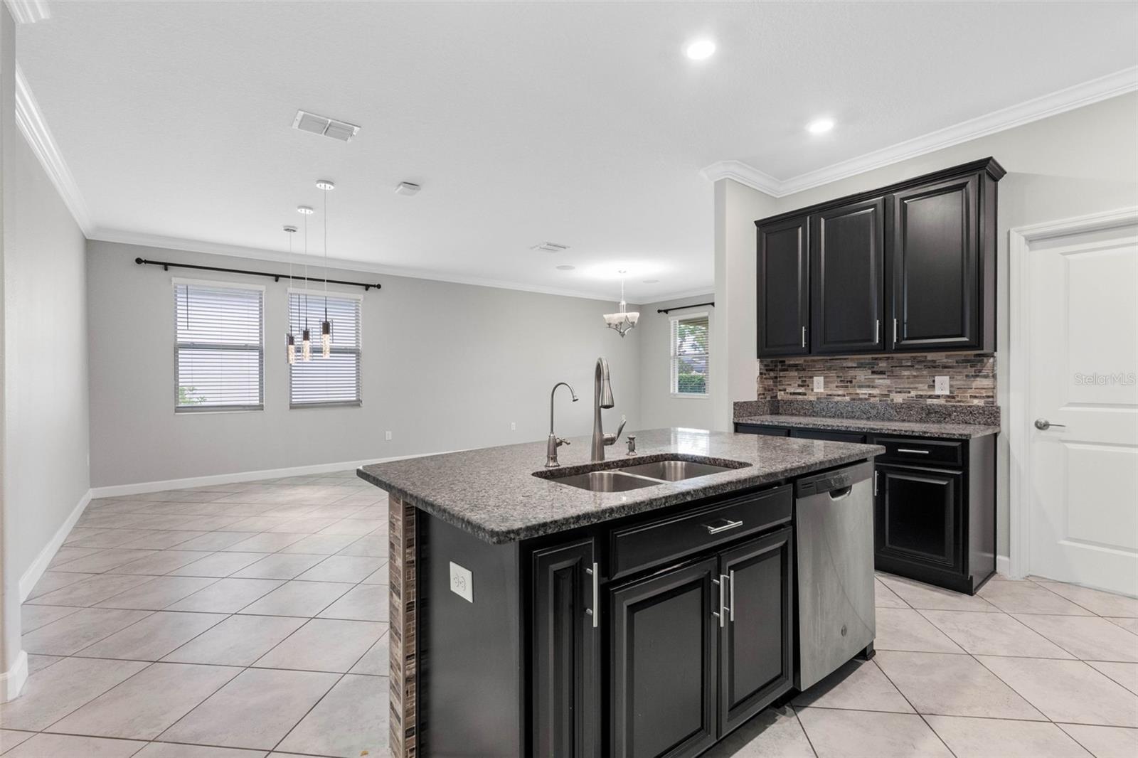 9730 IVORY DR — photo 31