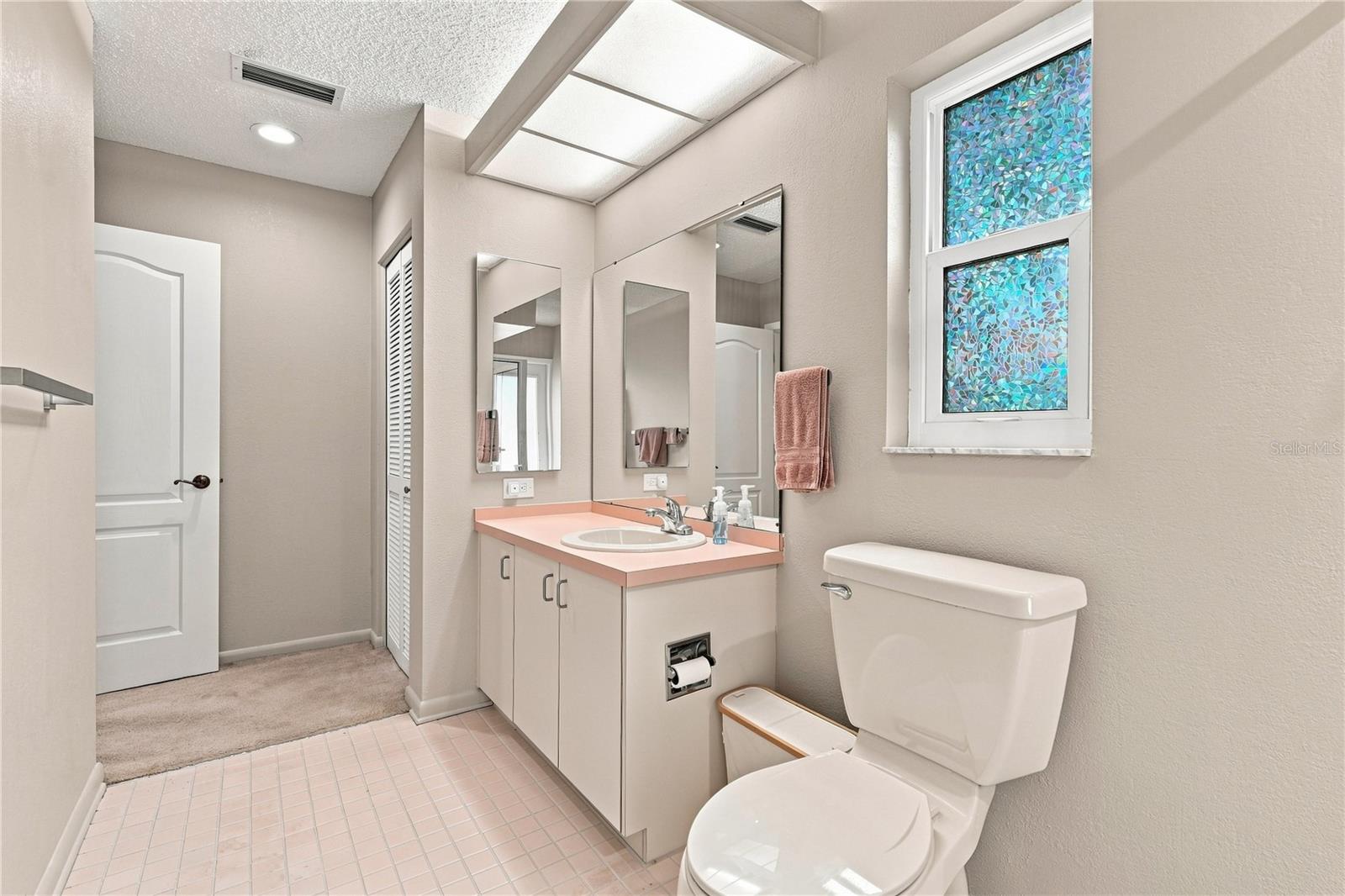 679 LITCHFIELD LN — photo 37