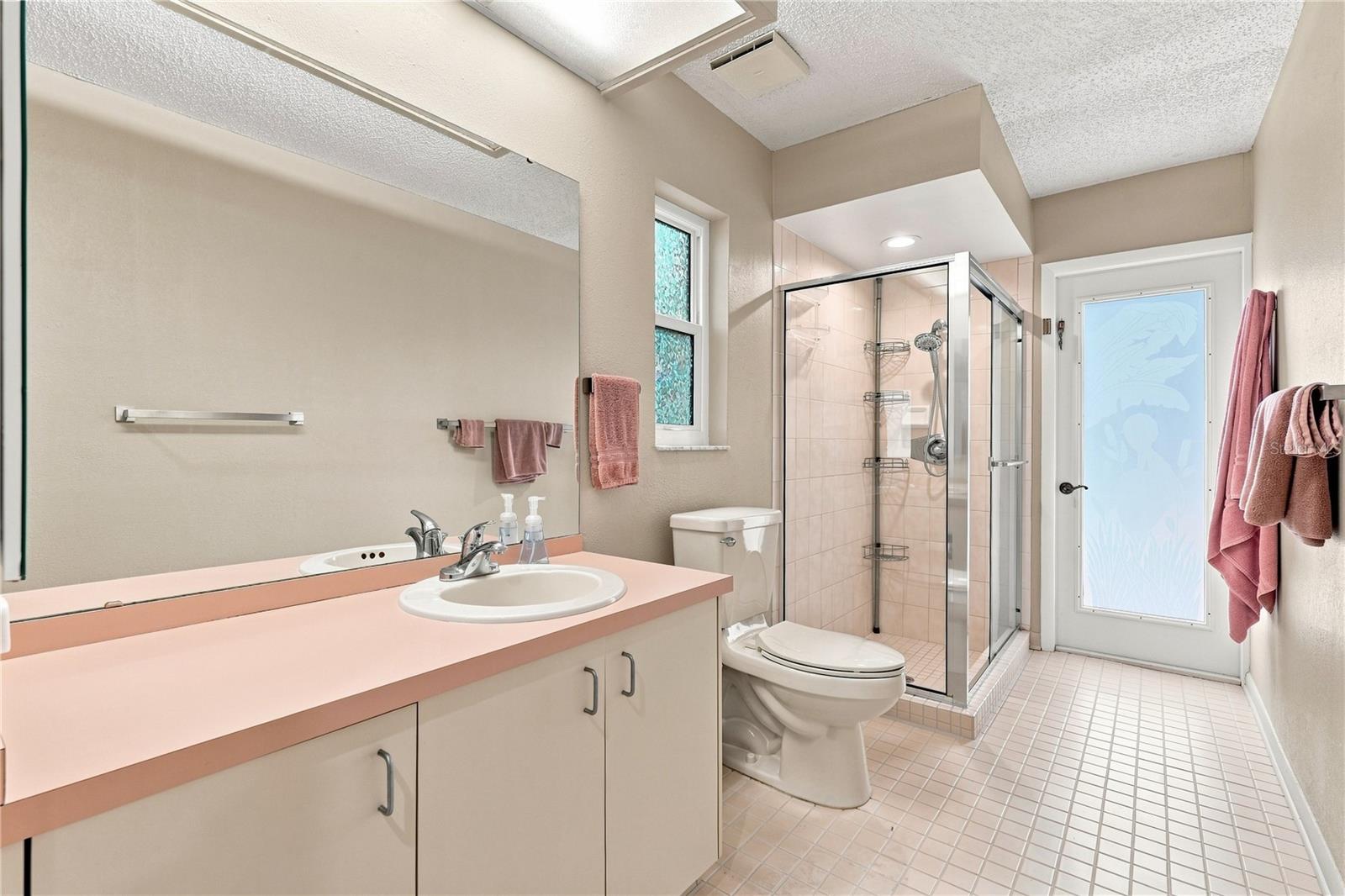 679 LITCHFIELD LN — photo 38